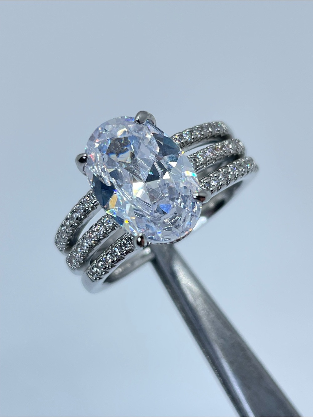 Swarovski Crystal Elements White Oval Cut Solitaire Ring 3 Band Set Sz 9